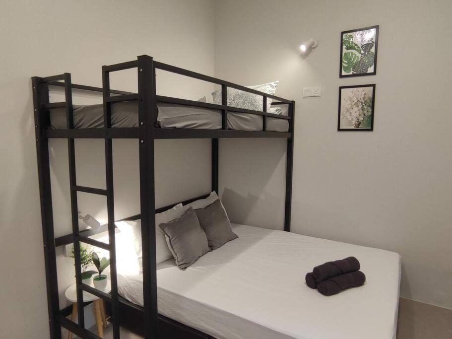 Heritage House 2br With Dipping Pool In Town Walkto Street Art 47 Holiday home *